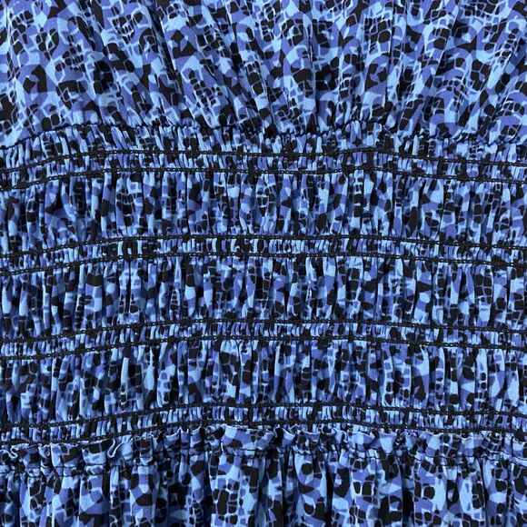 Adrienne Vittadini smocked waist sleeveless Dress women’s M blue Geometic flora - Picture 3 of 9